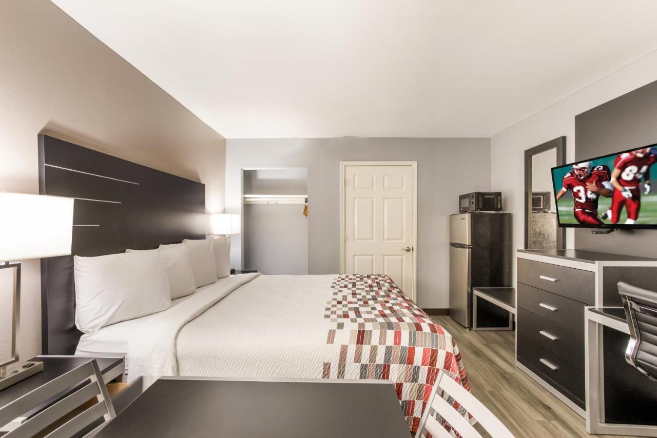 Red Roof Inn & Suites Athens, Al 外观 照片