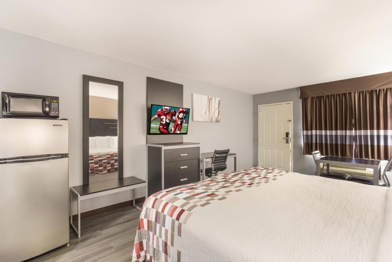 Red Roof Inn & Suites Athens, Al 外观 照片